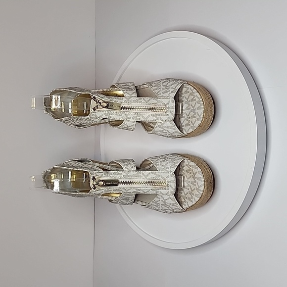 MICHAEL Michael Kors Shoes - MICHAEL Michael Kors Damita Peep-toe Jute Wrapped Wedge, Size 6.5